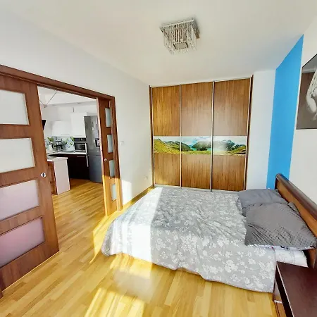 Krokus يلينيا غورا